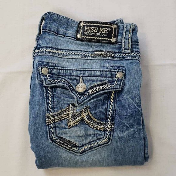 Miss Me Womens Boyfriend Capri Jeans Blue Distressed Medium Wash Mid Rise 28 - Picture 5 of 12